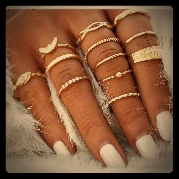 lilith Jewelry - 12 piece BOHO GYPSY GOLD MIDI RING SET